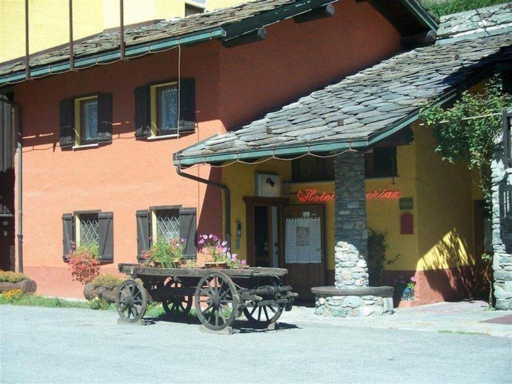 Hotel Veneriaz Нюс Екстер'єр фото